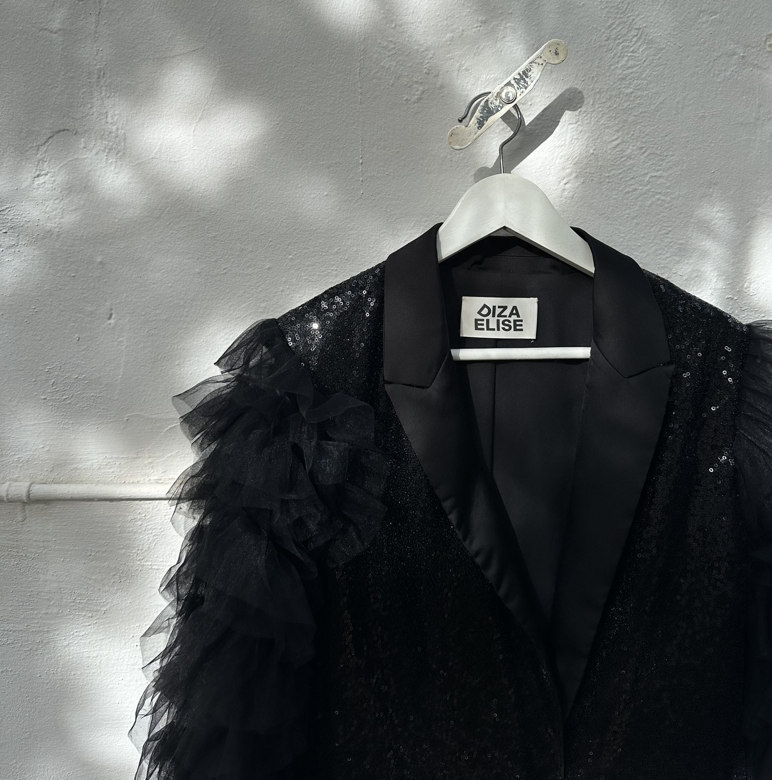 NOIR BLAZER