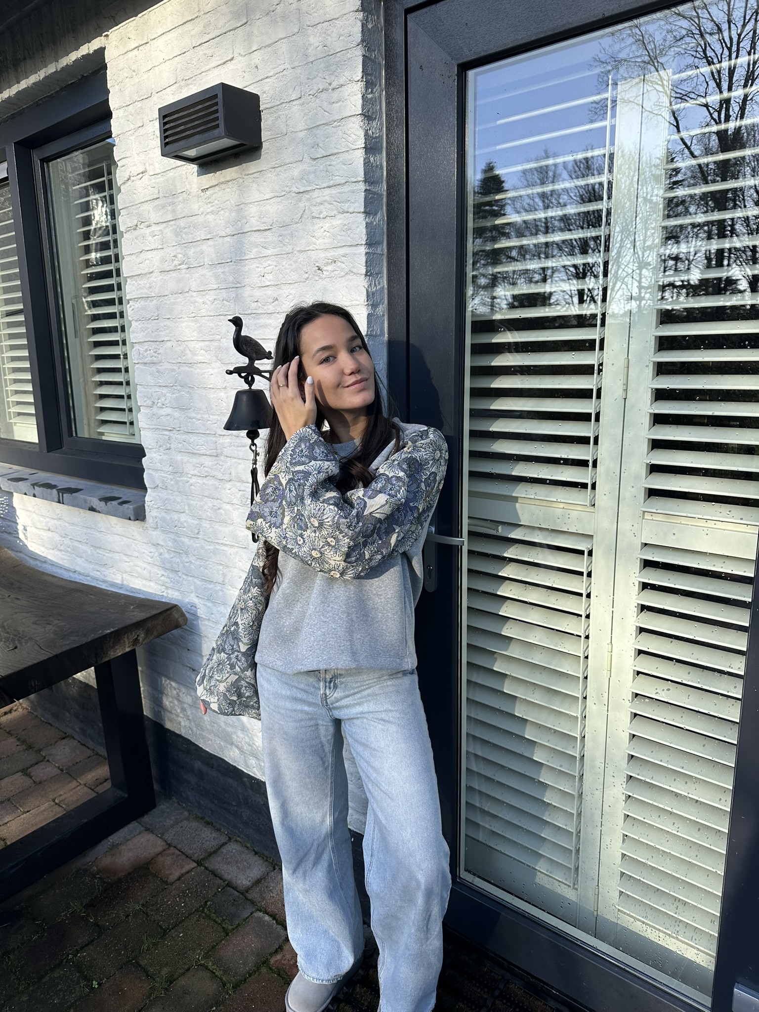 LIV SWEATER
