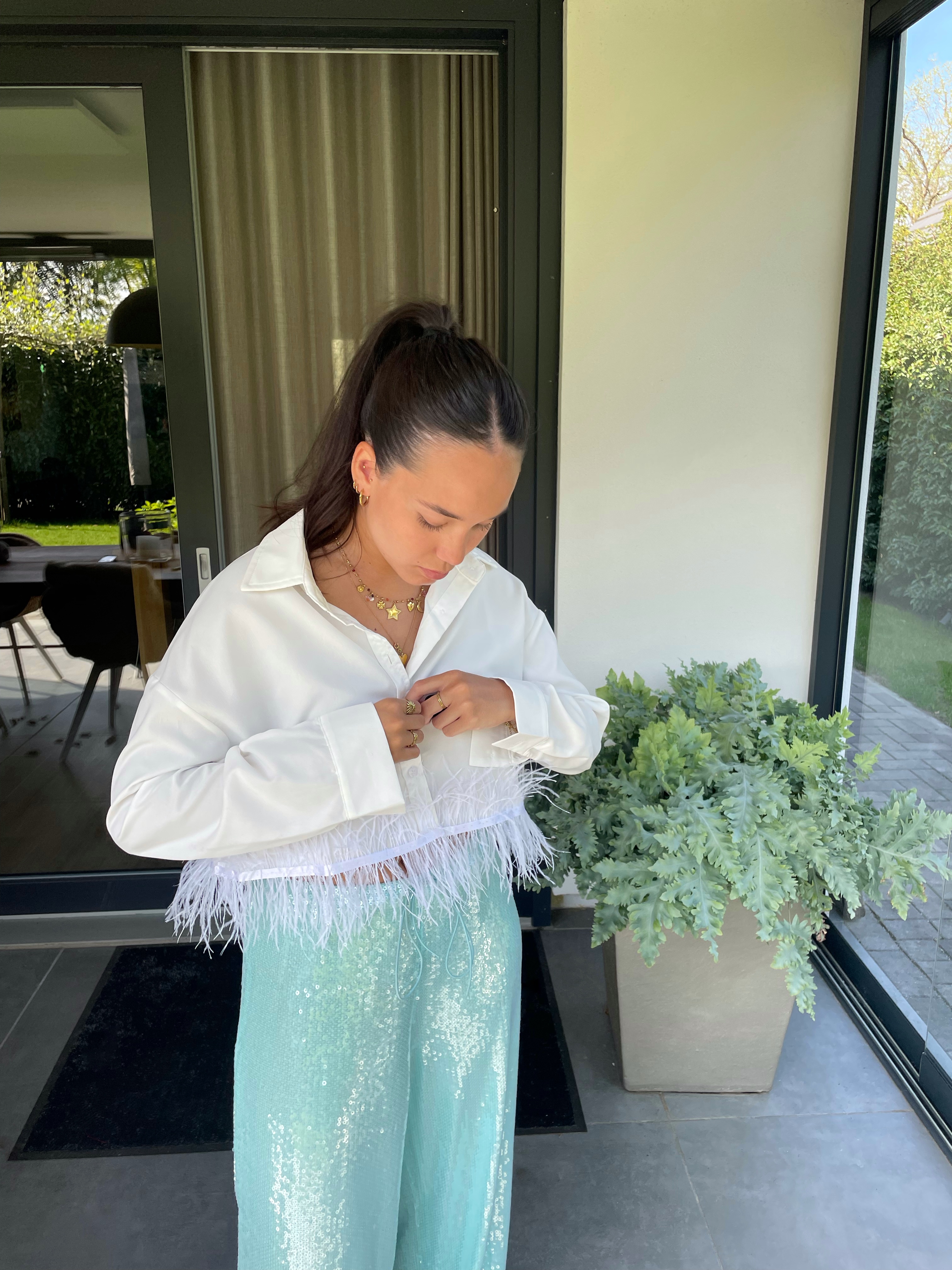 WHITE SWAN BLOUSE