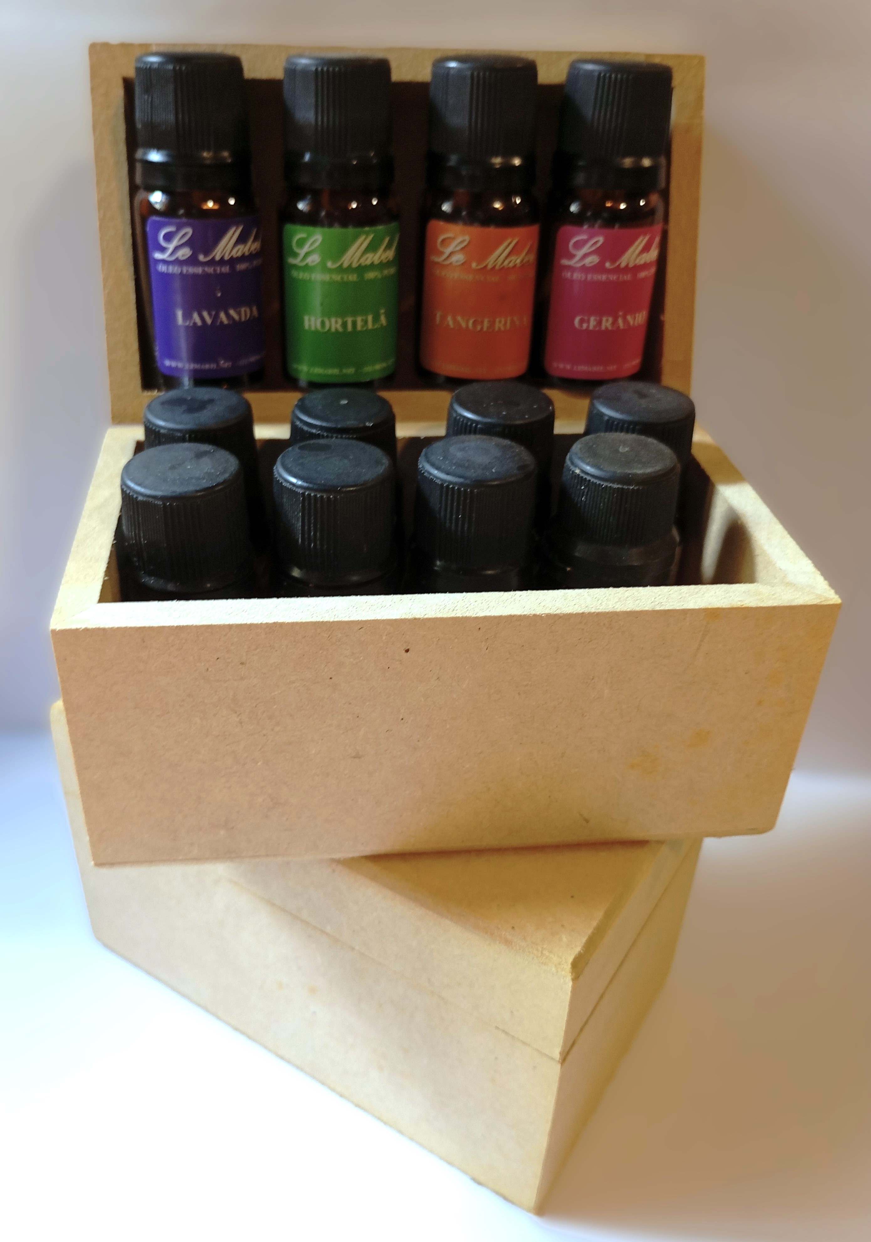 Kit com 15 óleos essenciais