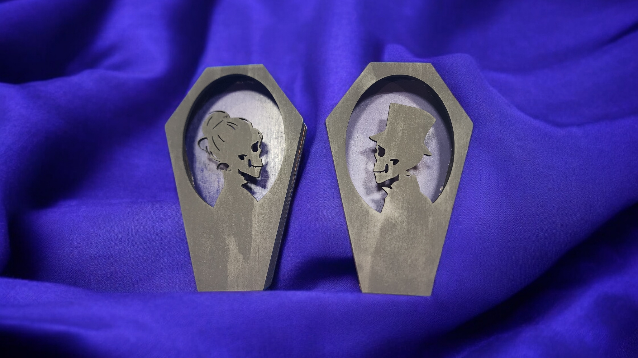 Spooky Bride and Groom Skeliton Coffins Lighted shadowbox