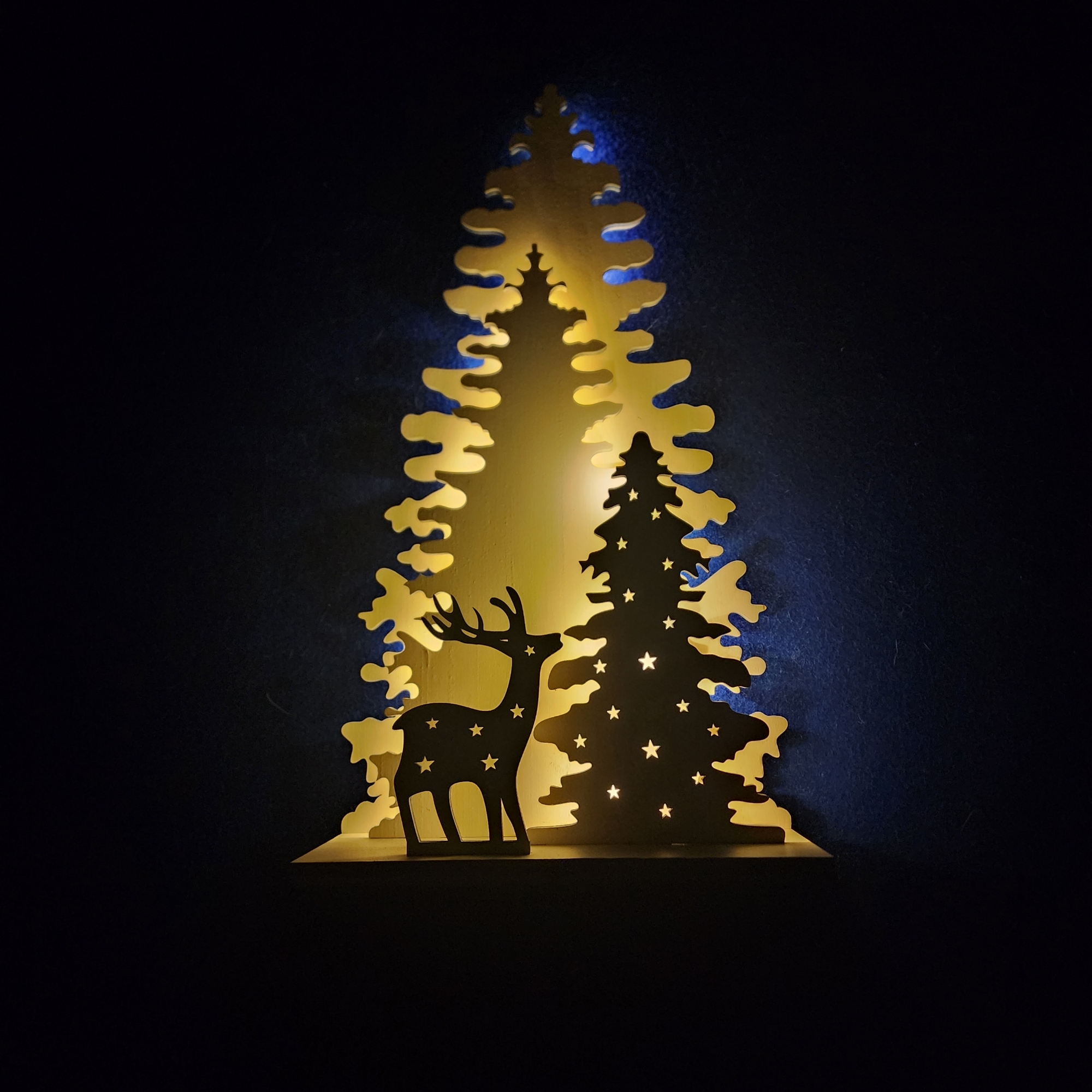 Muti Layered White Christmas Decoration Illuminated