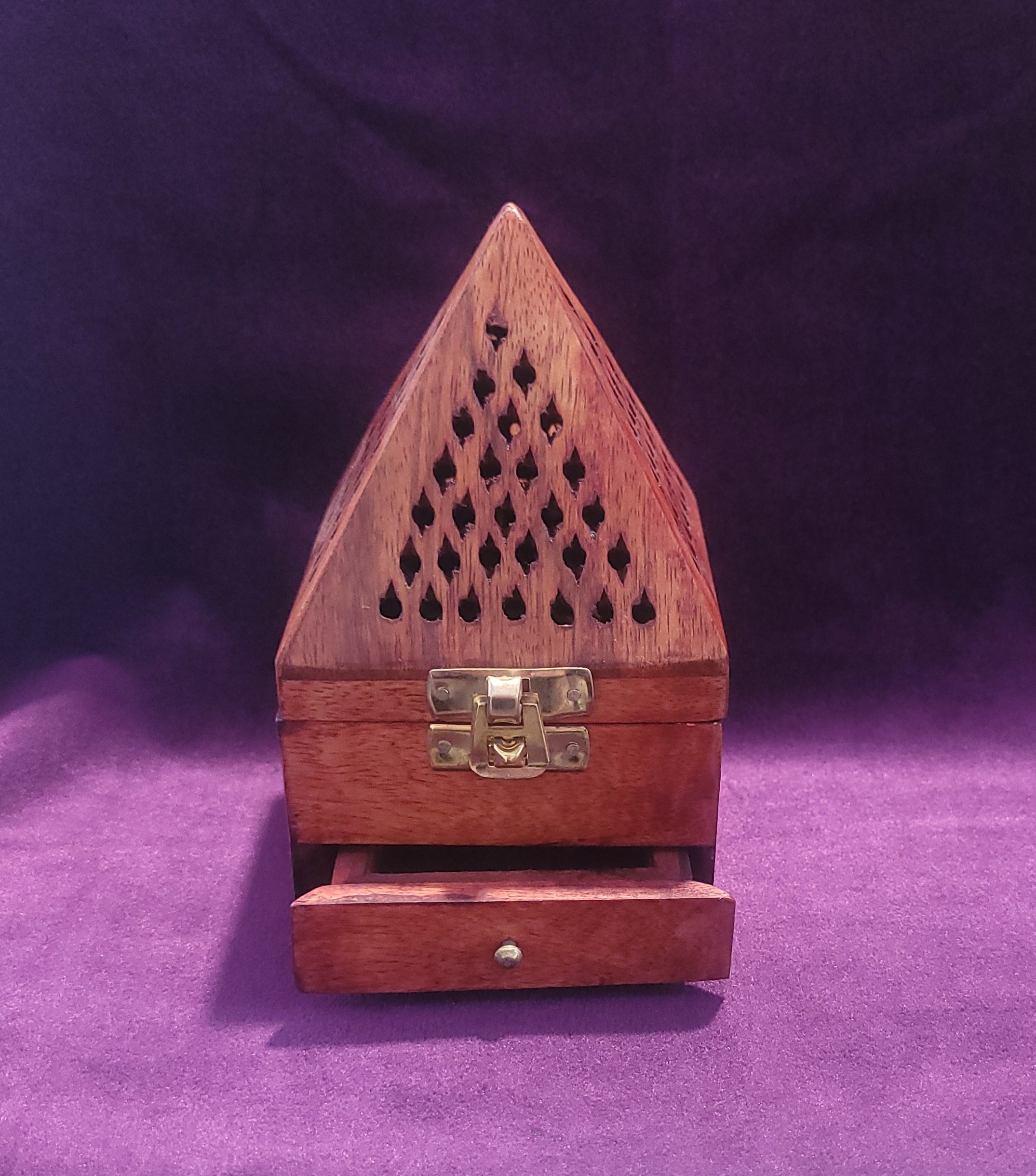 Incensaria de Madera Pirámide.