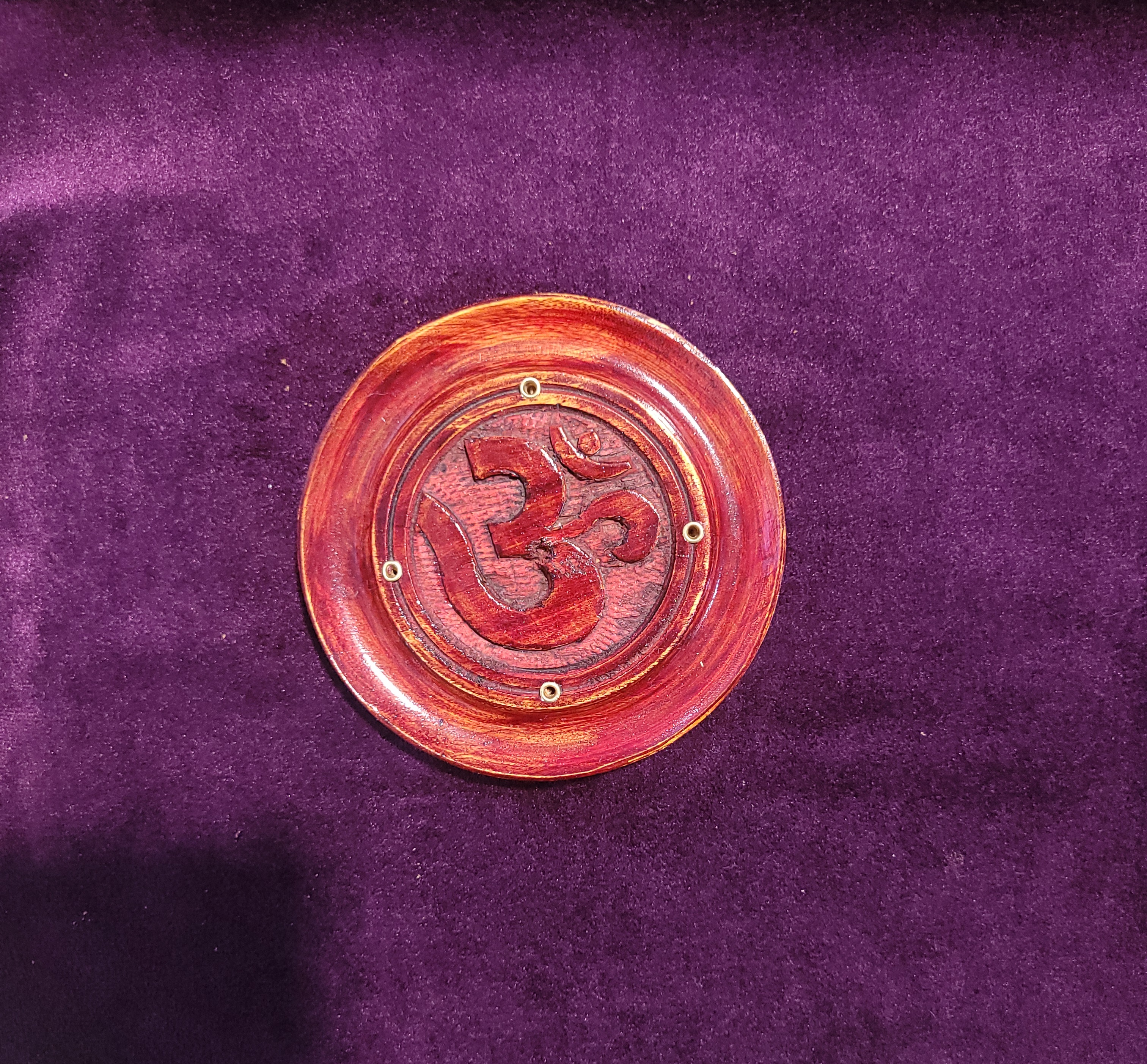 Incensario de Madera con Símbolo Om