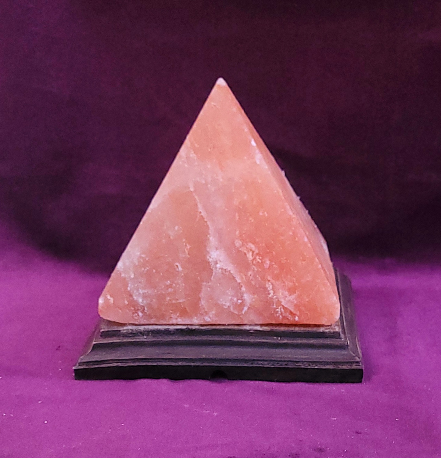 Lámpara de sal Pirámide.