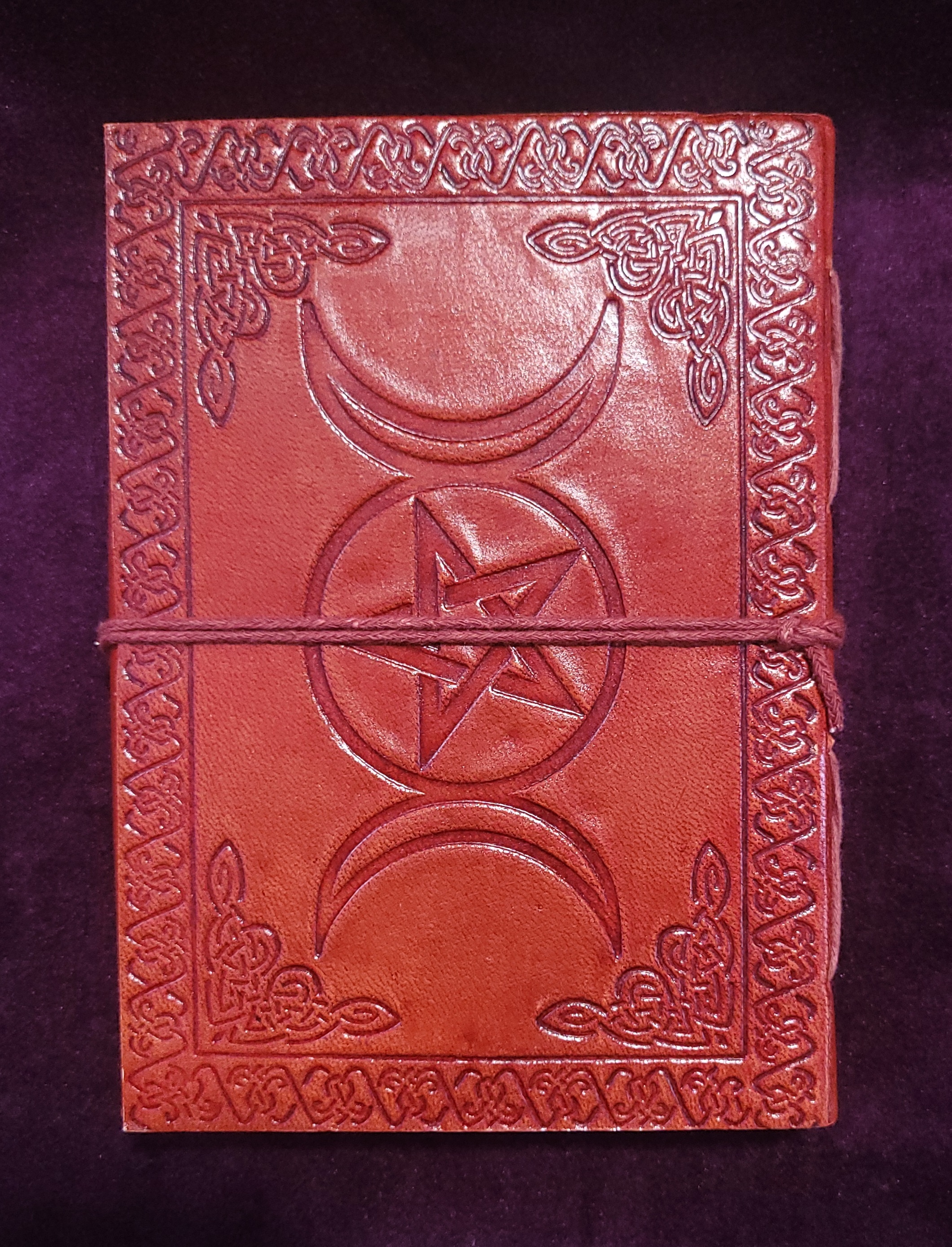 Cuaderno de Cuero Hecho a Mano Triple Luna 