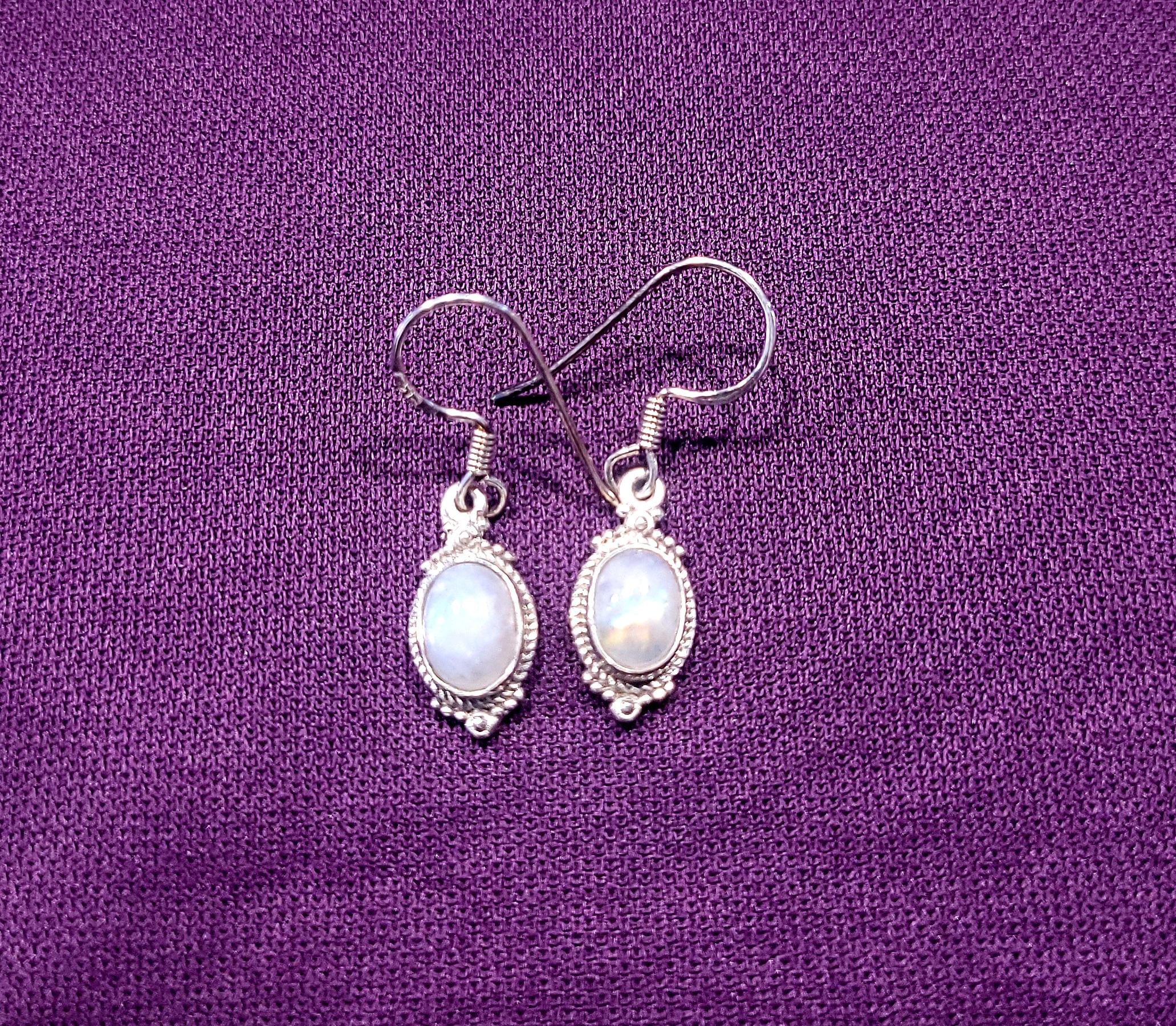 Pendientes Piedra Luna. Plata de Ley