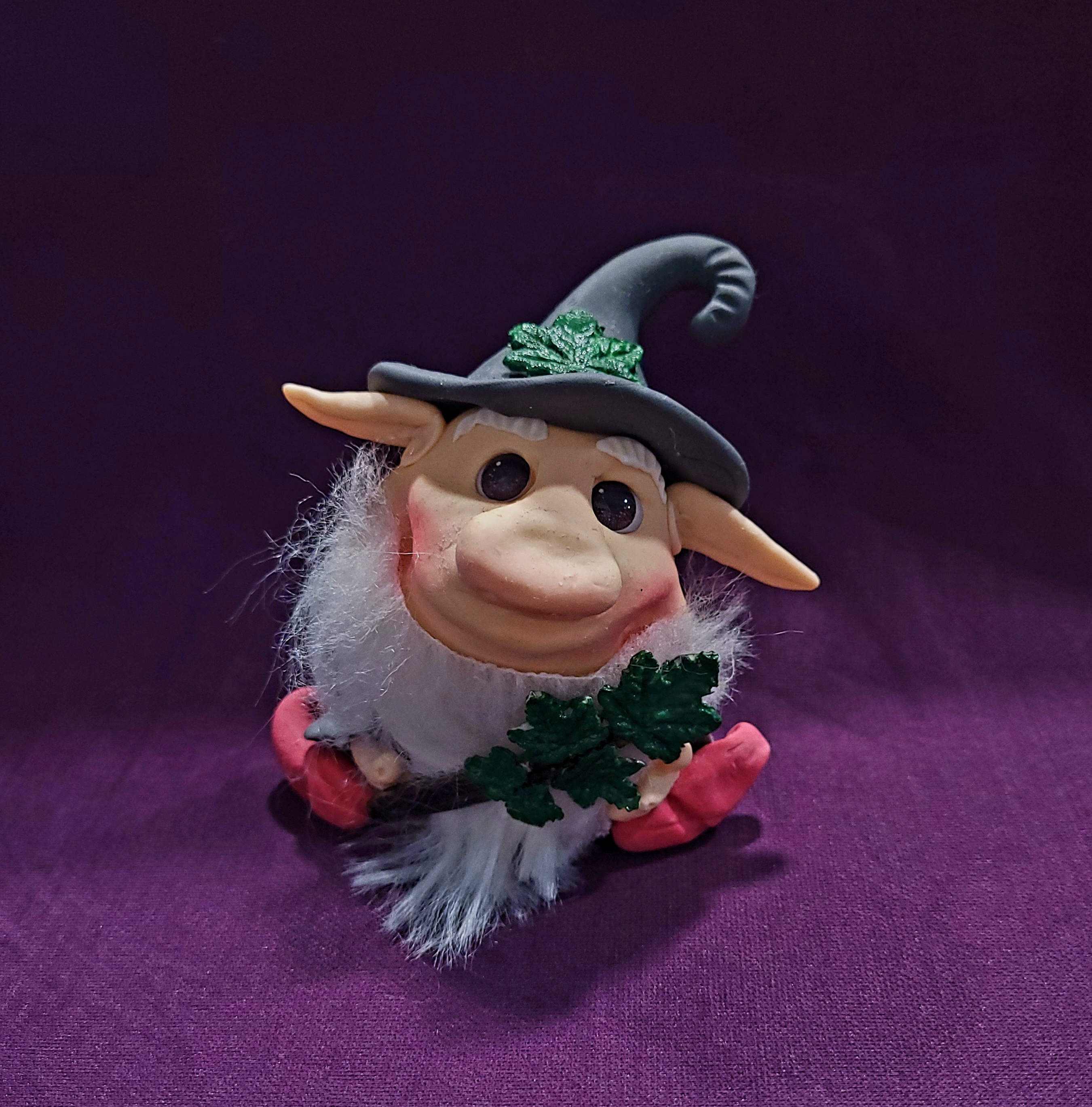 Mago Duende. Hecho a Mano por ANANDA (10 cm)