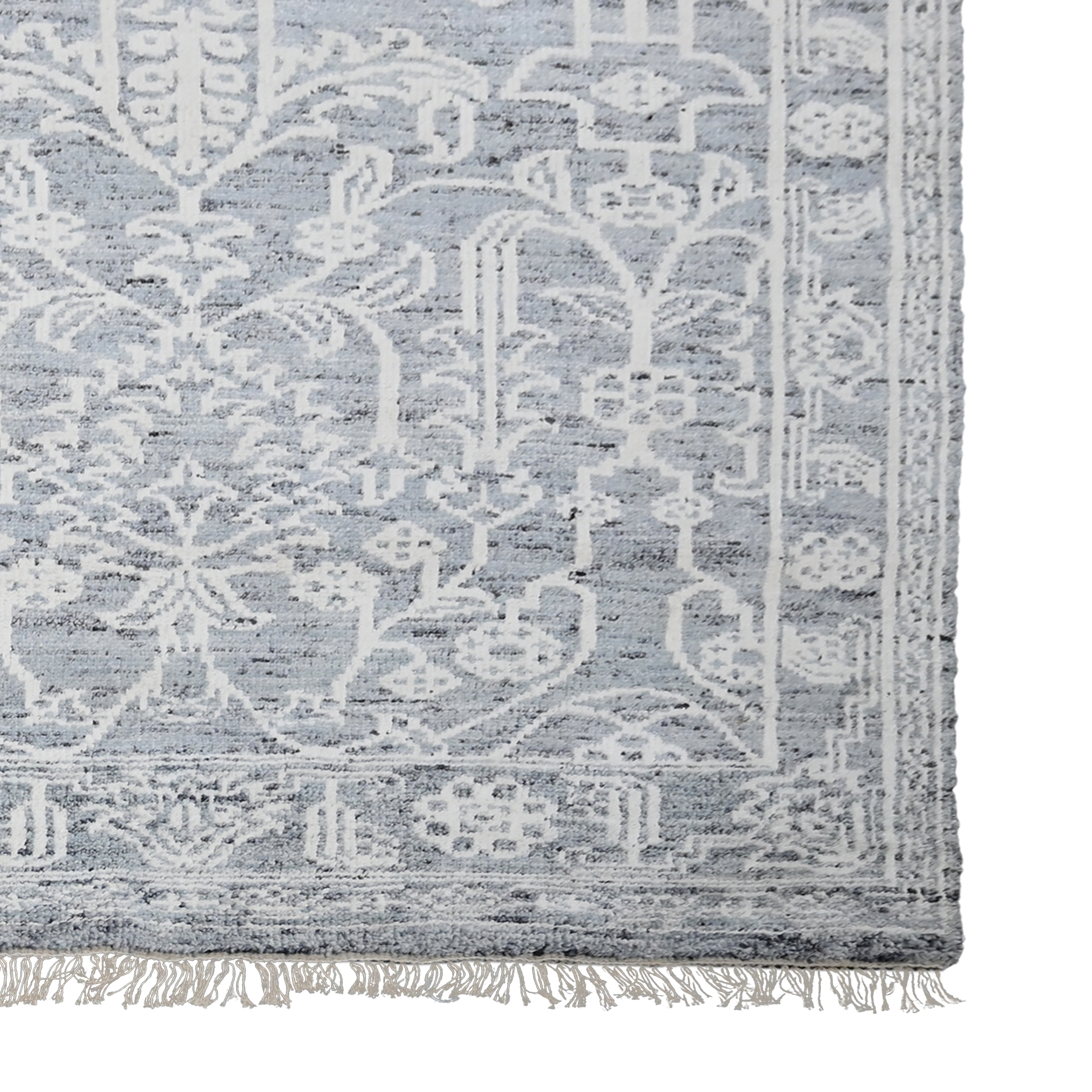 Ivory Mist – The Perfect Piece That Completes Your Space