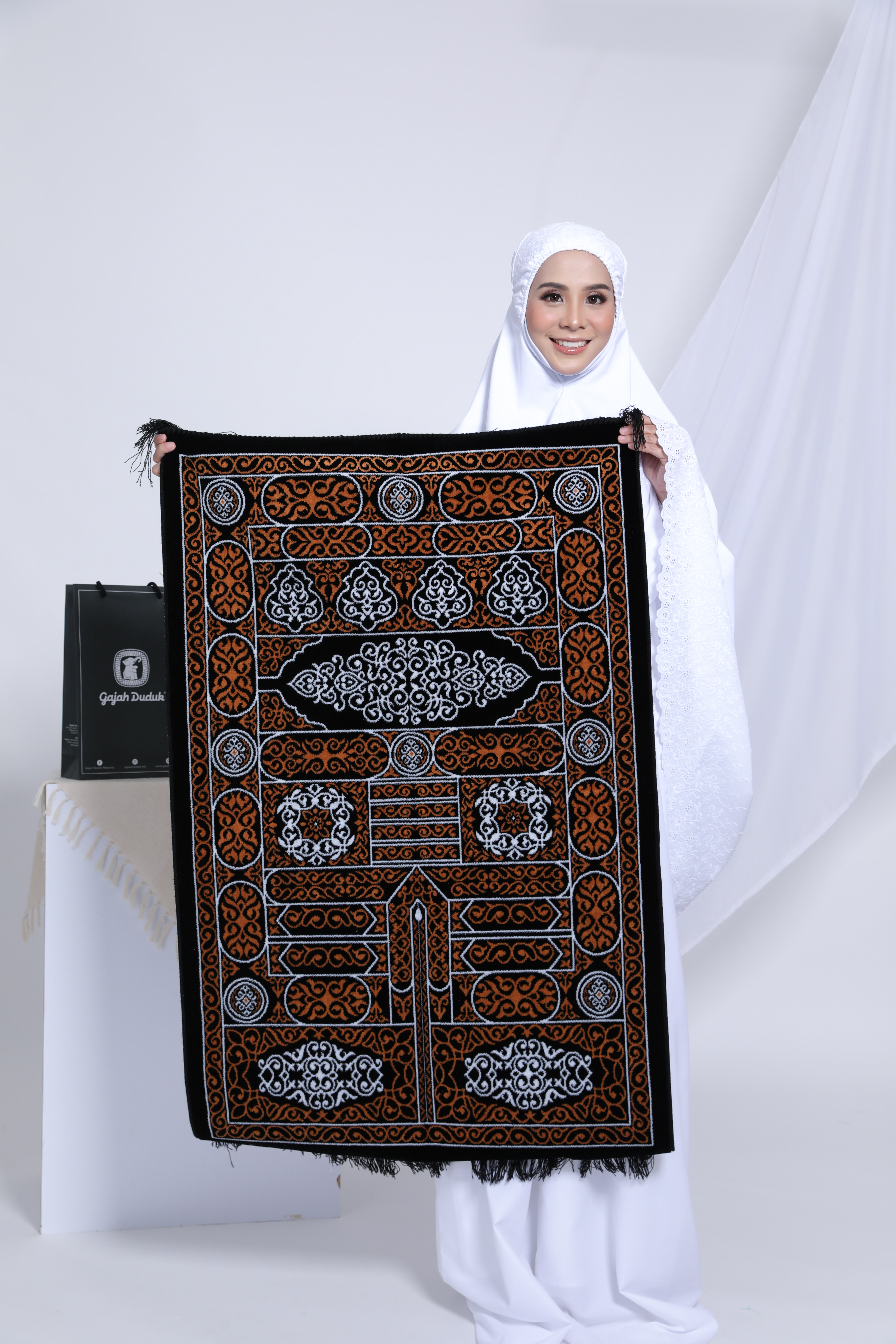 Sejadah Haramain Premium Eksklusif Hantaran (Made in Turkey)