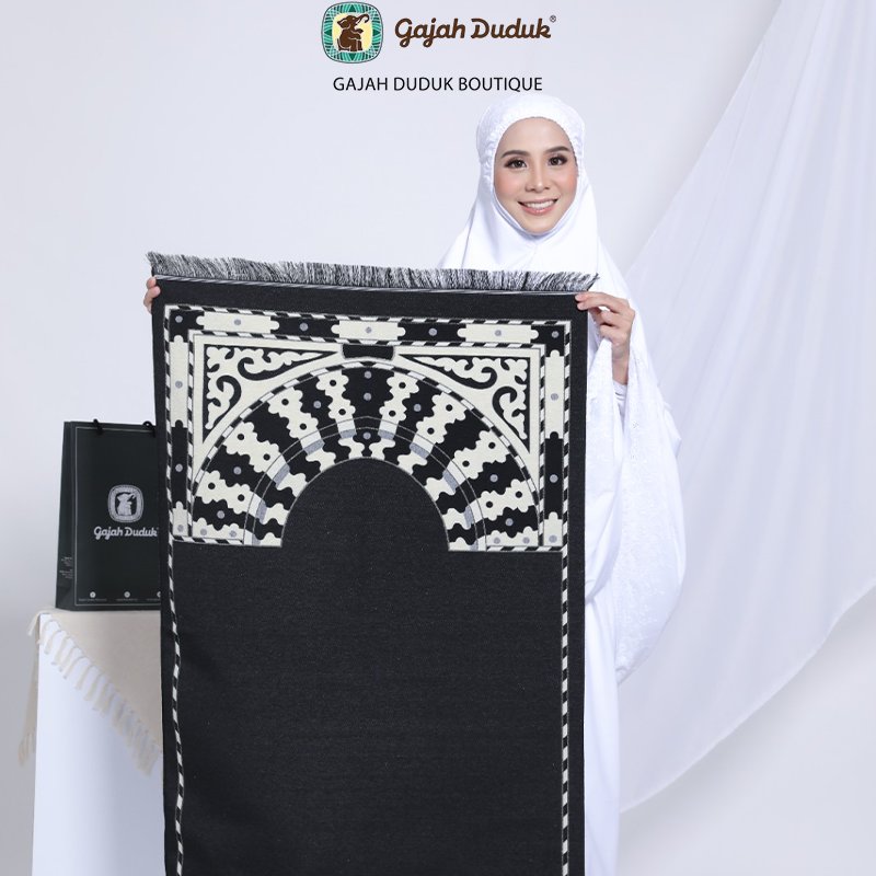 Sejadah Besar Nipis Ringan Sesuai Untuk Dibawa Travel & Kegunaan Harian