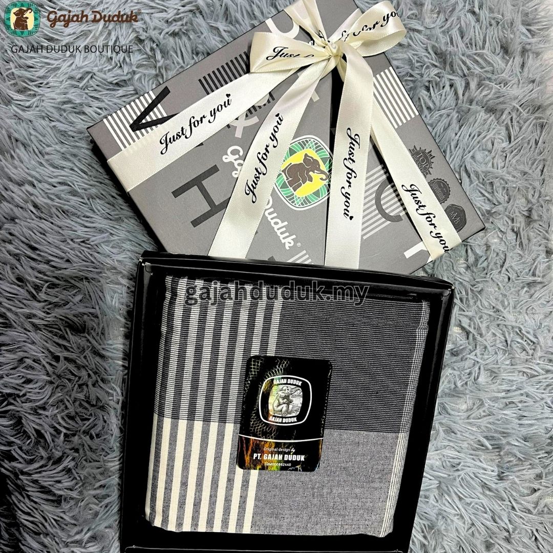 Gift Kain Pelikat Gajah Duduk With Ribbon Sesuai Untuk Hadiah Kepada Yang Tersayang