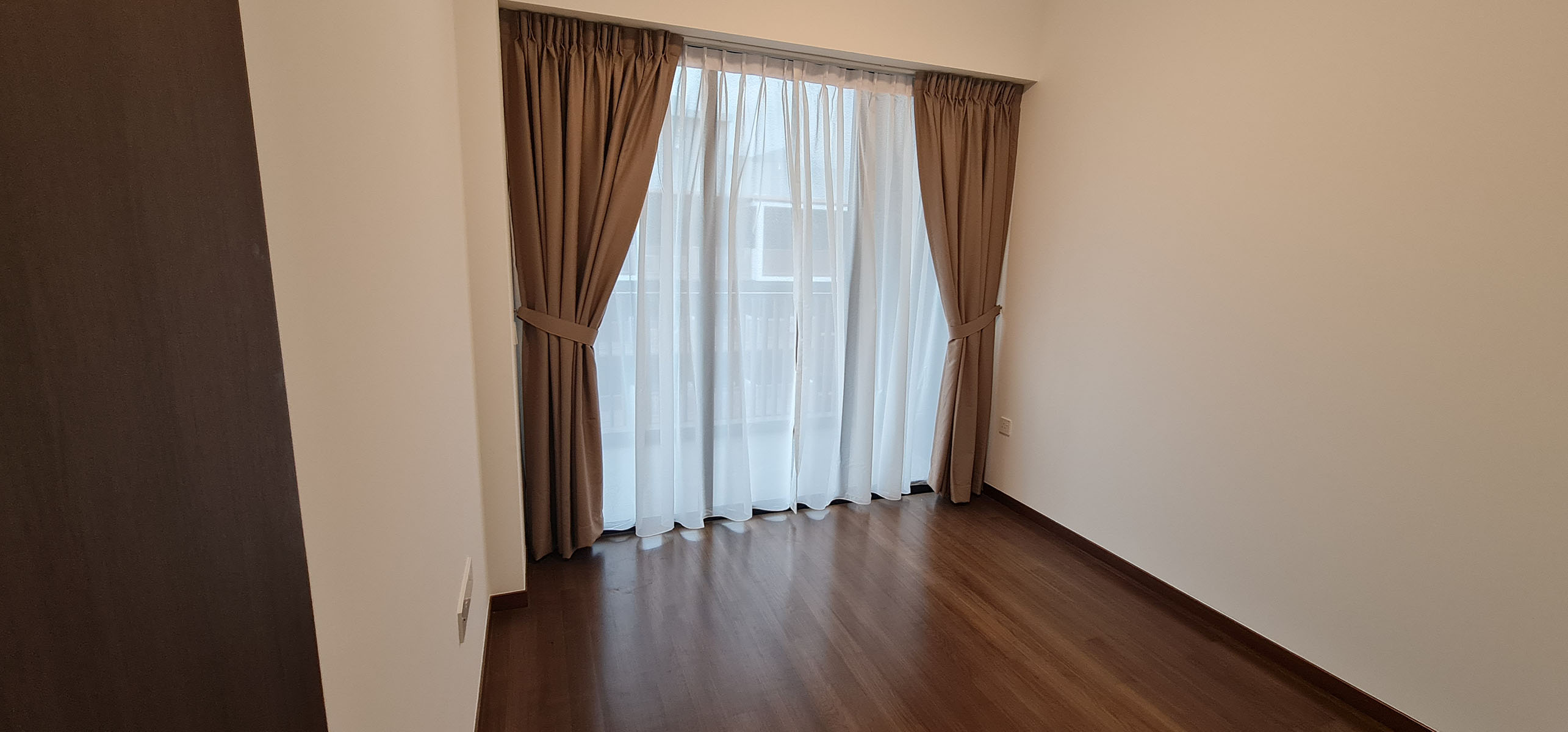 D10- Royalgreen Condominium