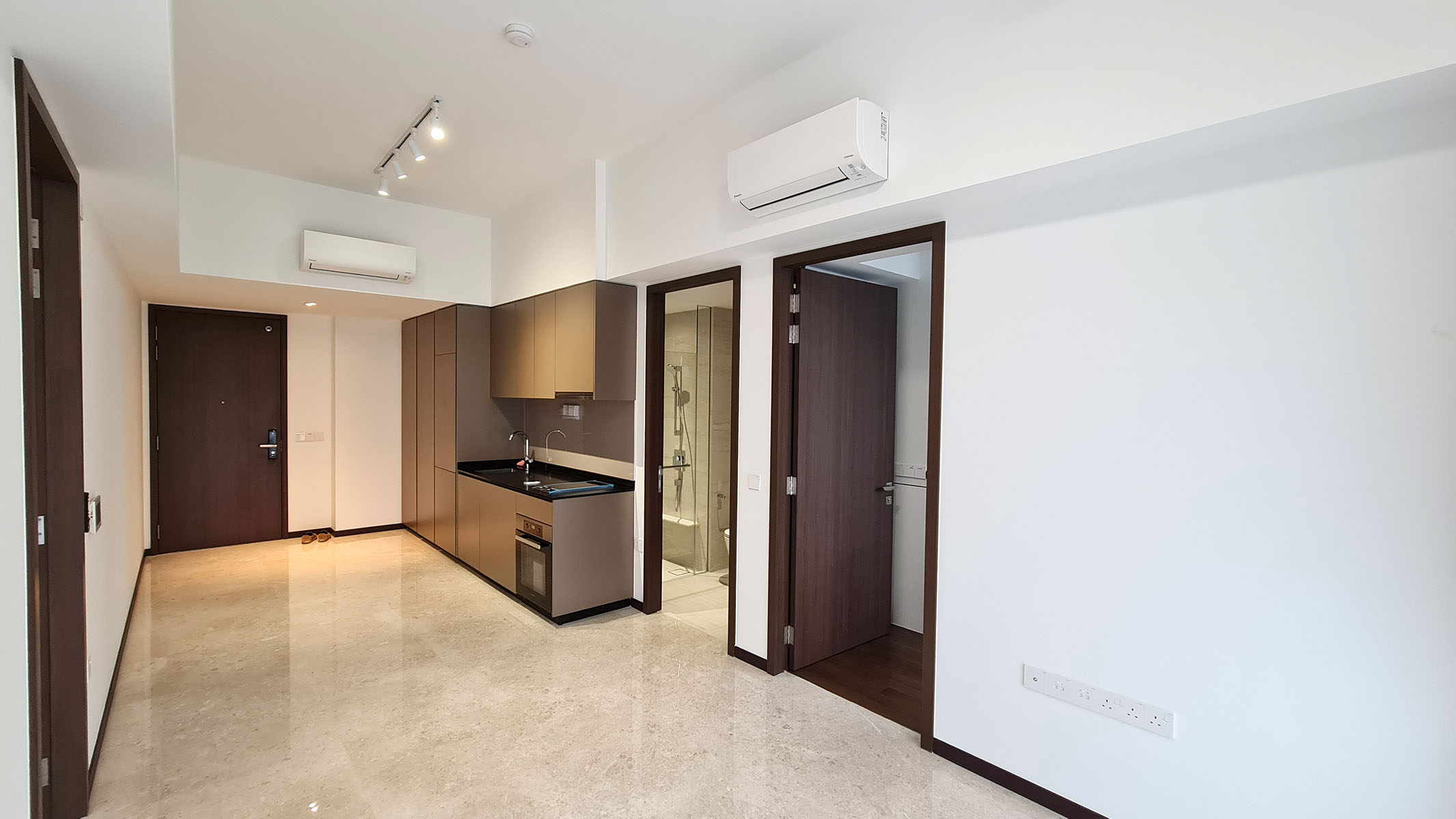 D10- Royalgreen Condominium