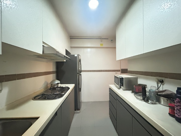 D19- 269B PUNGGOL FIELD