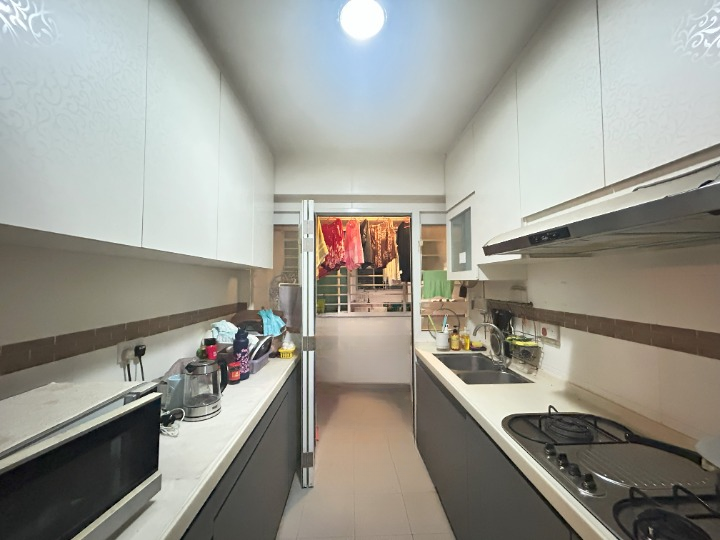 D19- 269B PUNGGOL FIELD