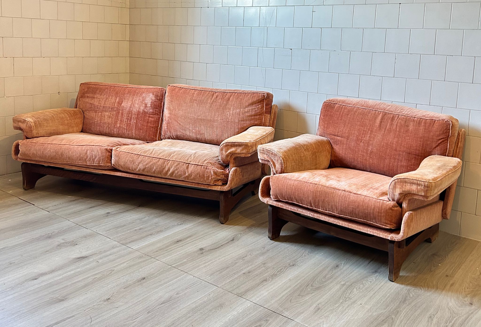 Rare set of Armchair and Sofa designed by Giuseppe Rossi, production Rossi di Allizzate, 1960 Italy