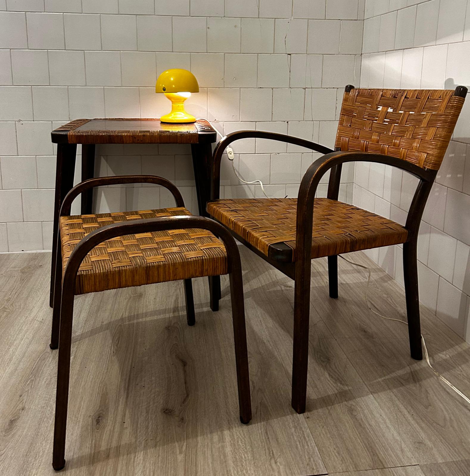 Set Fratelli Reguitti , Poltrona pouf e tavolino 1960