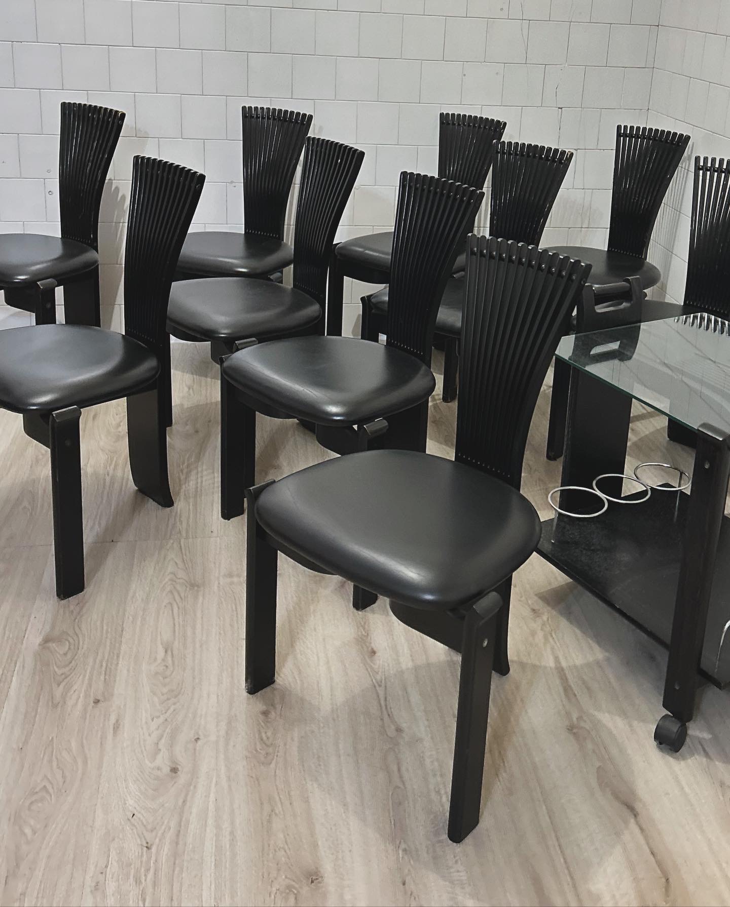 Set 10 Dinning Postmodern Chairs In Black Lacquered Wood 