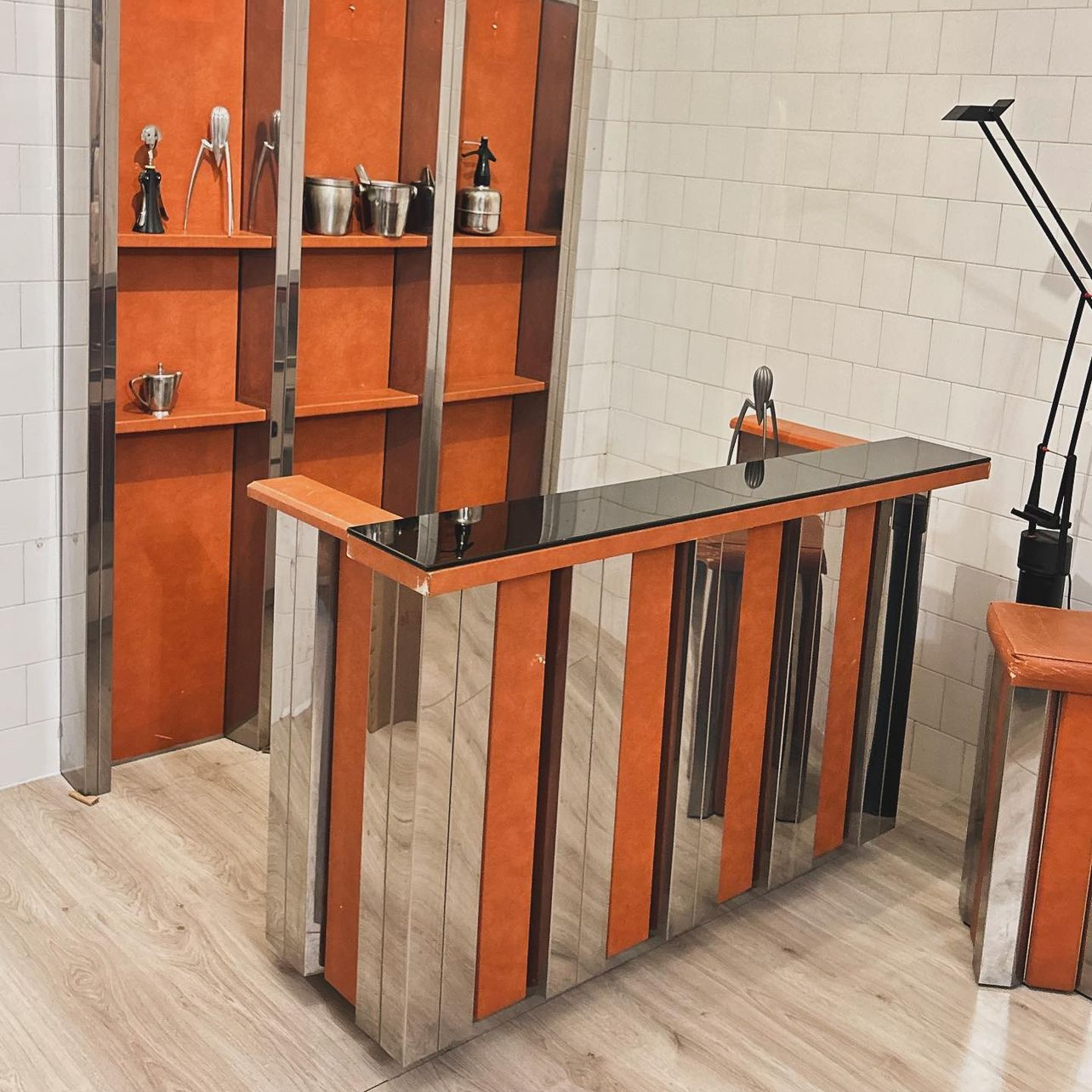 Bar Hollywood Regency Willy Rizzo Style, Stainless Steel And Leather 1970s, Italy