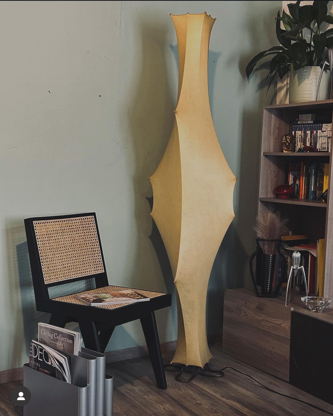 Cocoon "Fantasma" Flos floor lamp Design By Tobia Scarpa, 1960, Italy