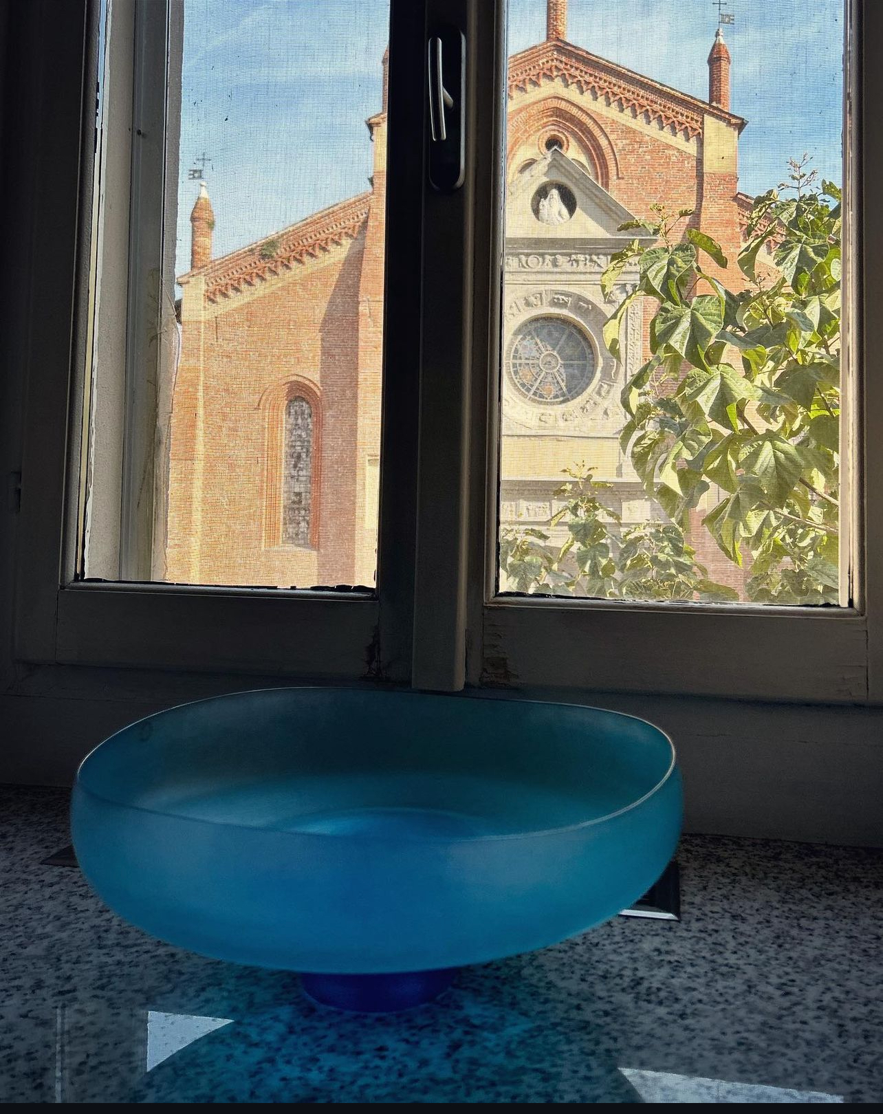 Vaso serie "Battuti" Design Tobia Scarpa e Ludovico Diaz de Santillana per Venini.