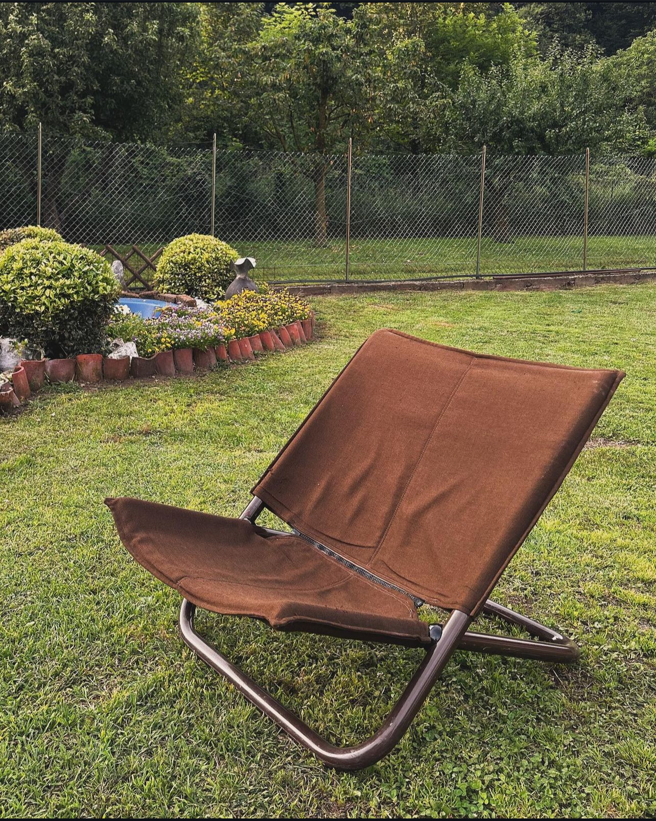 "Cross " Armchair Low Version Design Marcello Cuneo Prod. Arflex 1974, Italy (1 Edition)