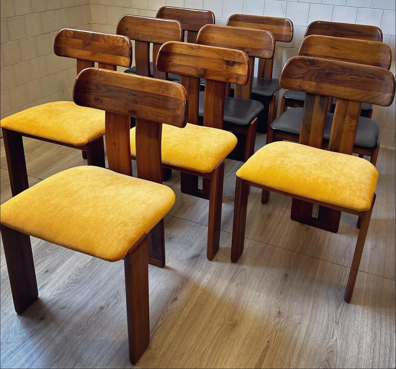 Sculptural 'Sapporo' Dining Chairs Design Mario Marenco for Mobilgirgi, Italy 1970s