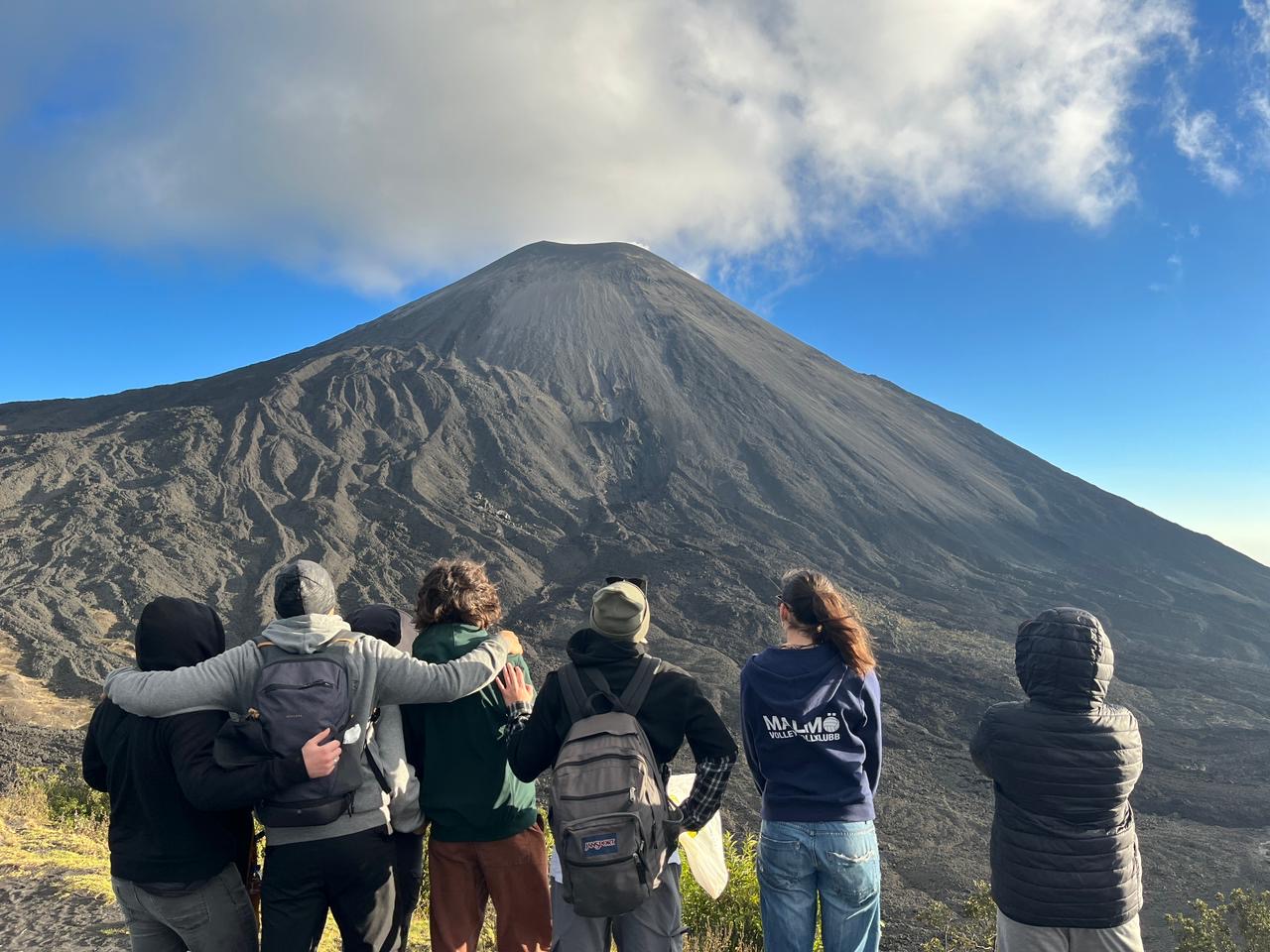 Pacaya Day Tour