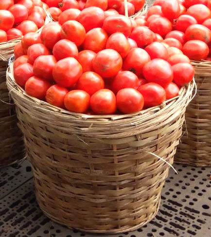 Heirloom Tomatoes (Beefsteak tomatoes)