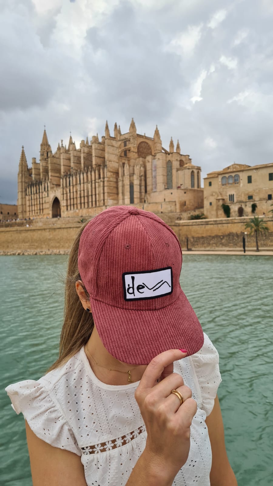 Gorra pana Deva