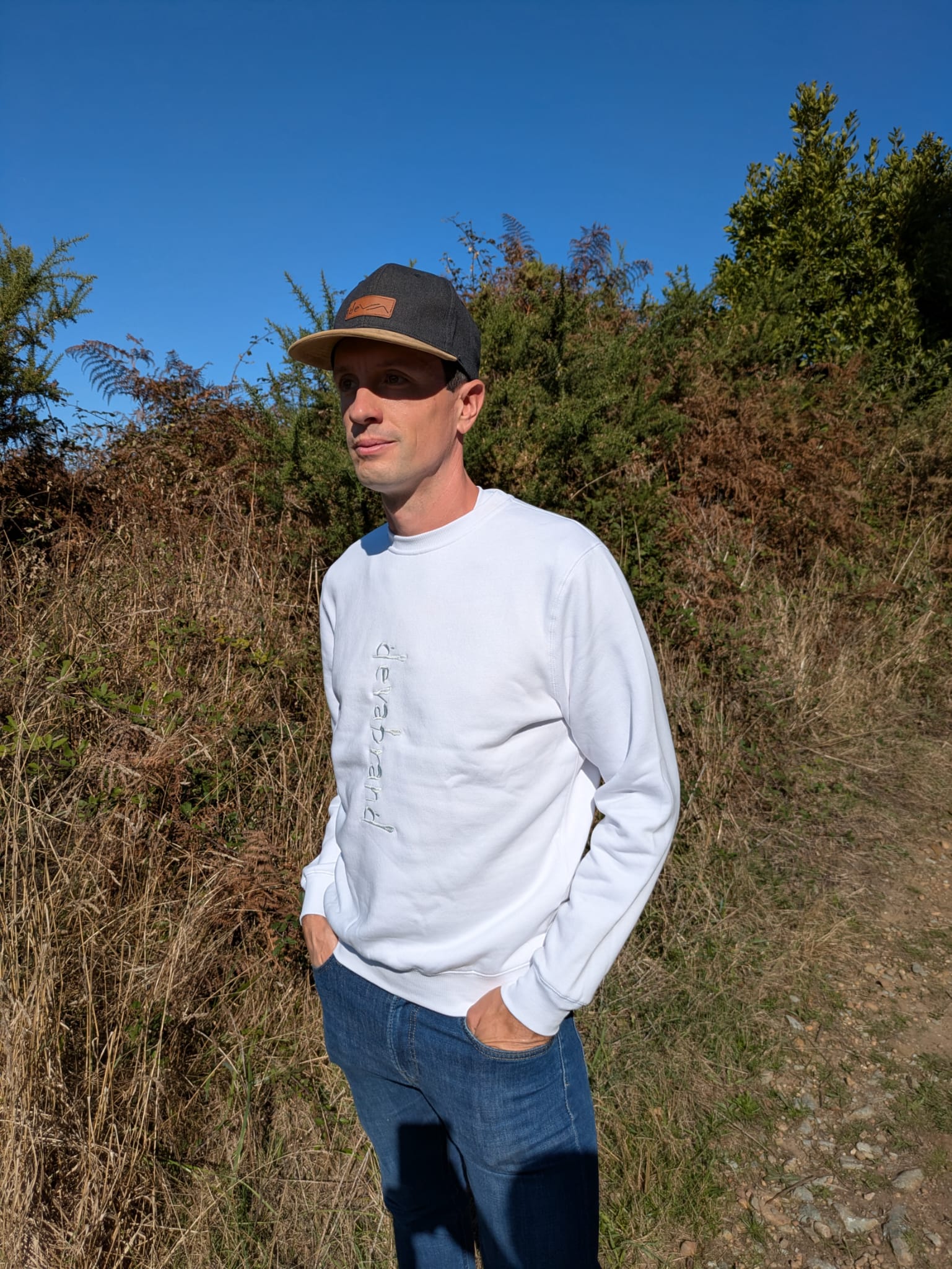 Sudadera blanca unisex