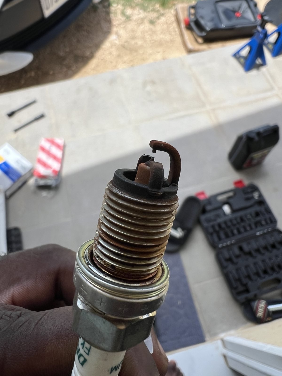 Spark Plugs Replacement Service