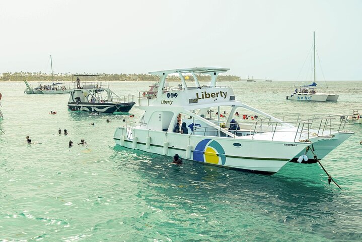 PARTY BOAT