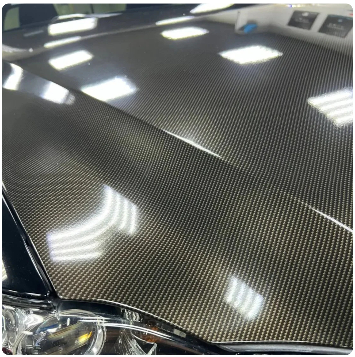 Glossy Carbon Braze Gold Black