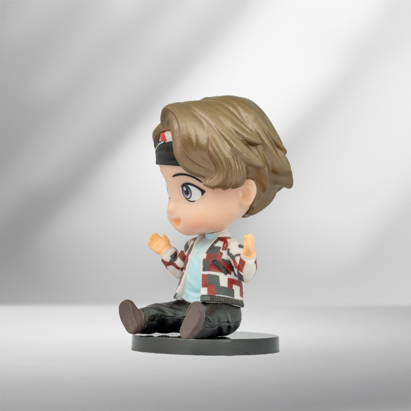 Kim Taehyung - Cute Sitting Pose