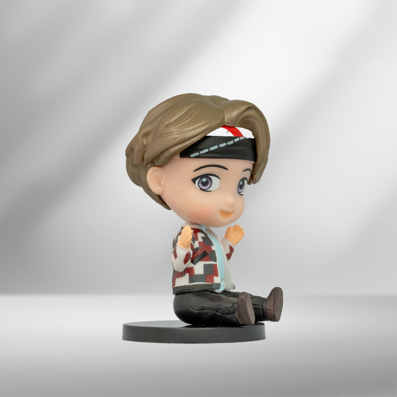 Kim Taehyung - Cute Sitting Pose