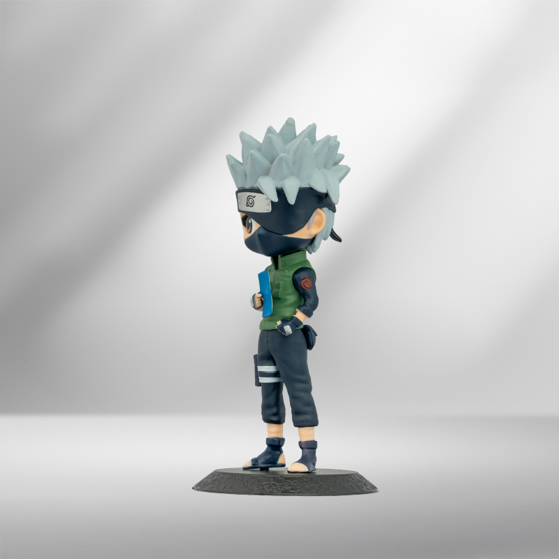 Hatake Kakashi - Sensei - Reading Book | Naruto
