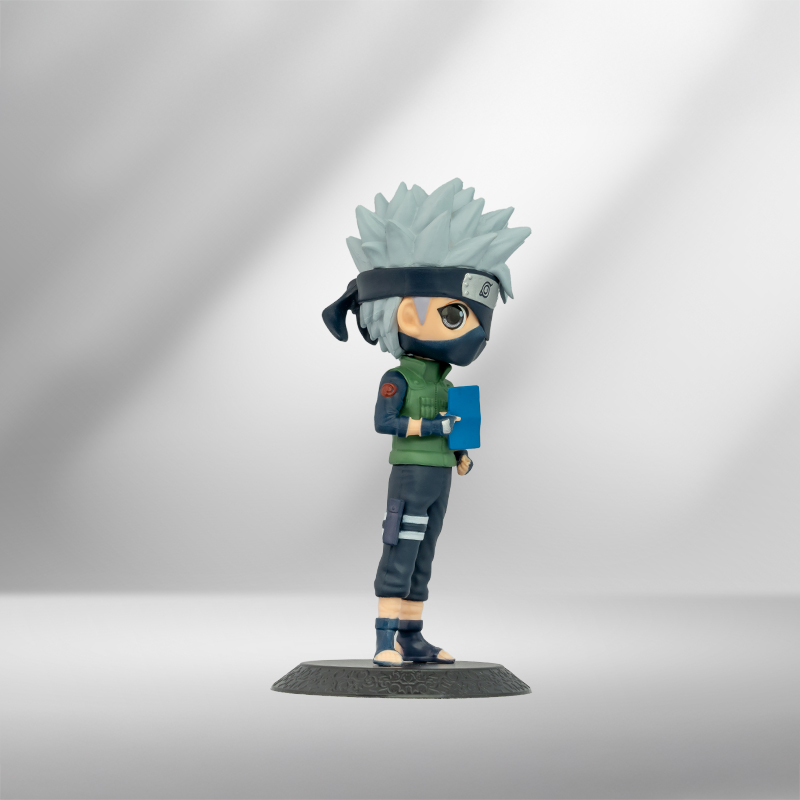 Hatake Kakashi - Sensei - Reading Book | Naruto