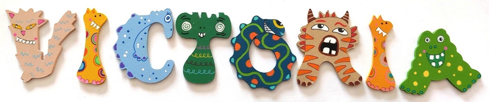 Lettre en bois thème Monstre 'V'