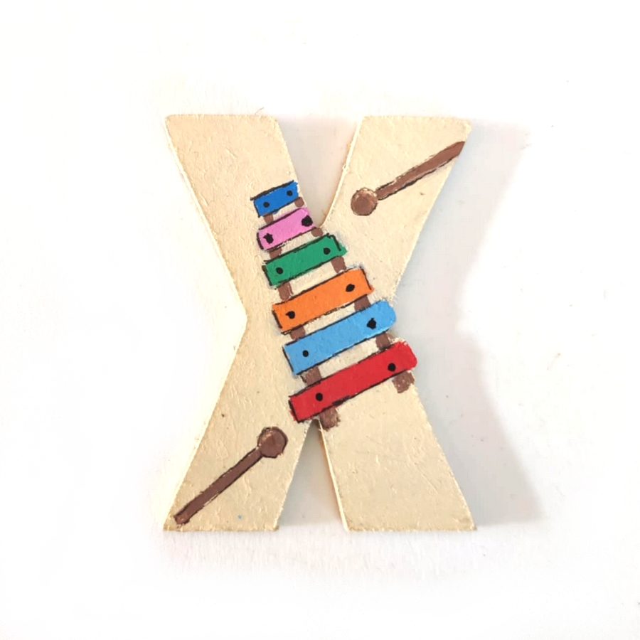 Lettre en bois pédagogique X comme Xylophone
