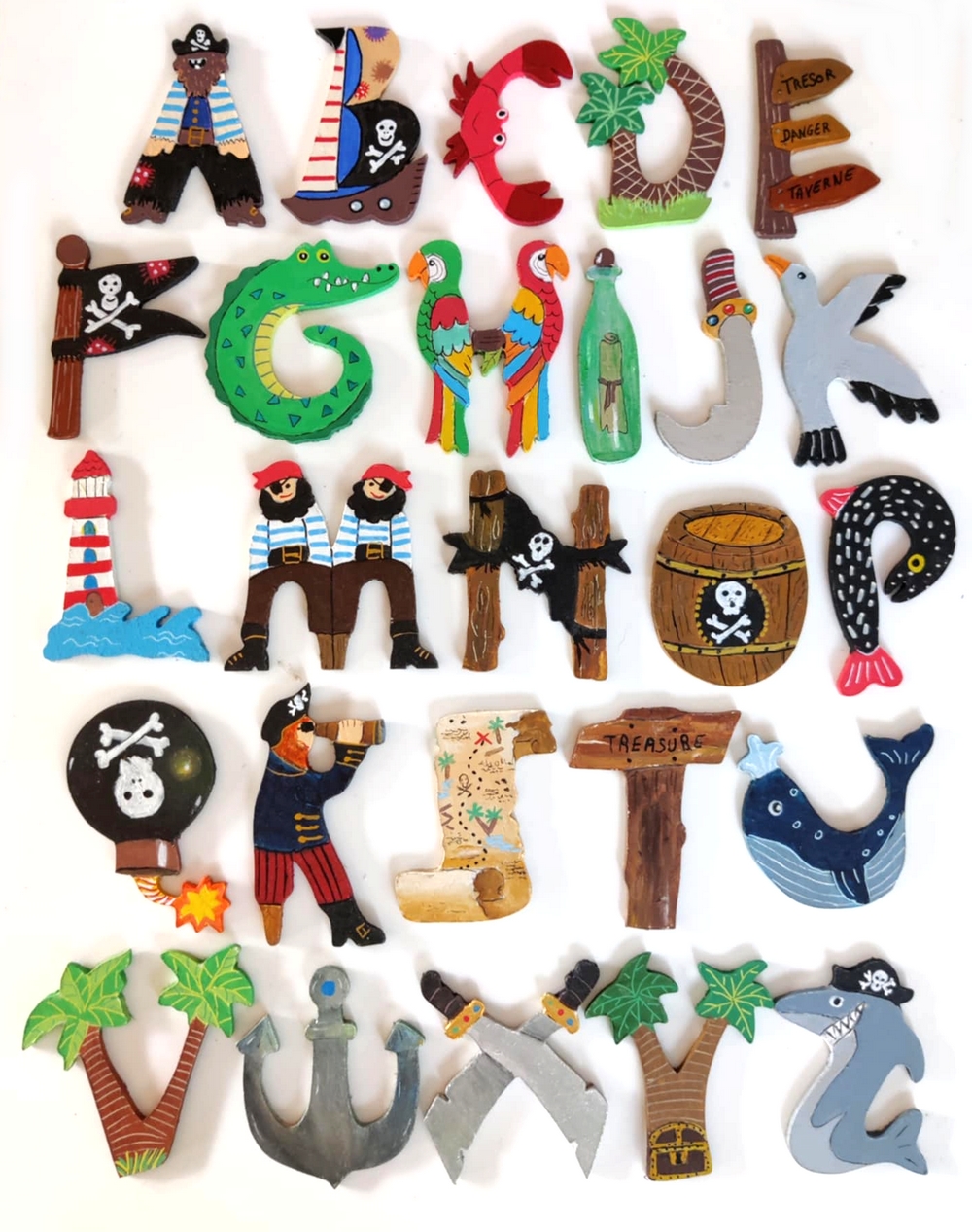 Lettre en bois G pirate