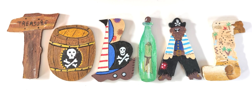 Lettre en bois S pirate