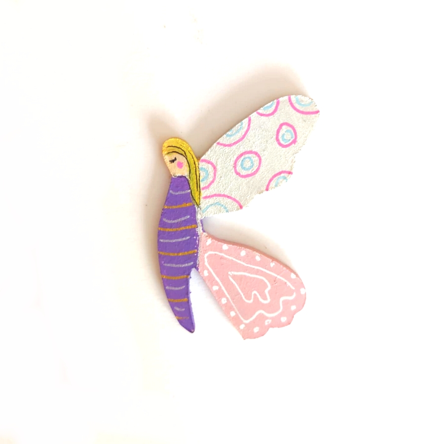 Lettre en bois féerie K papillon