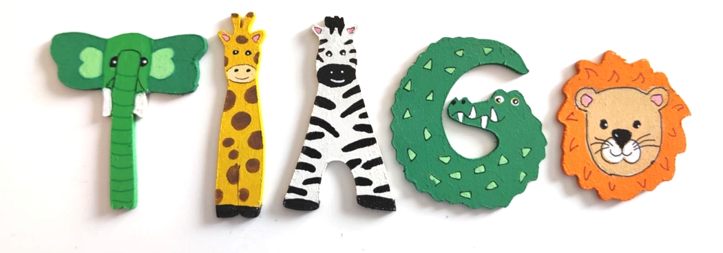 Lettre en bois savane T éléphant