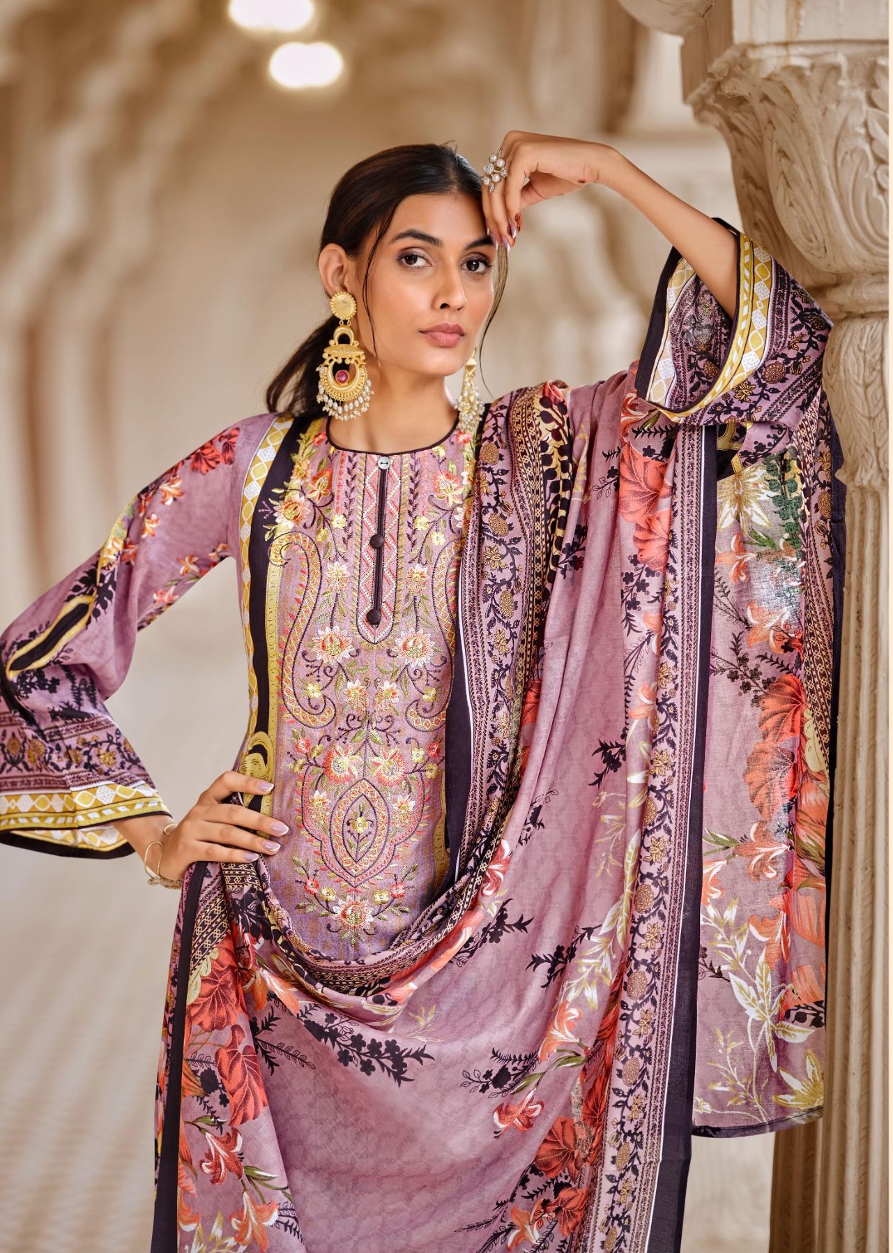 Salwar suit