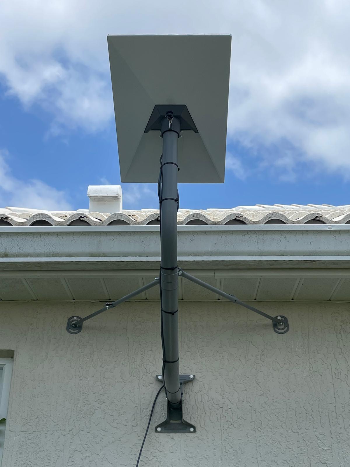 Starlink under eve mount 1 Story Installation (Mount included )
