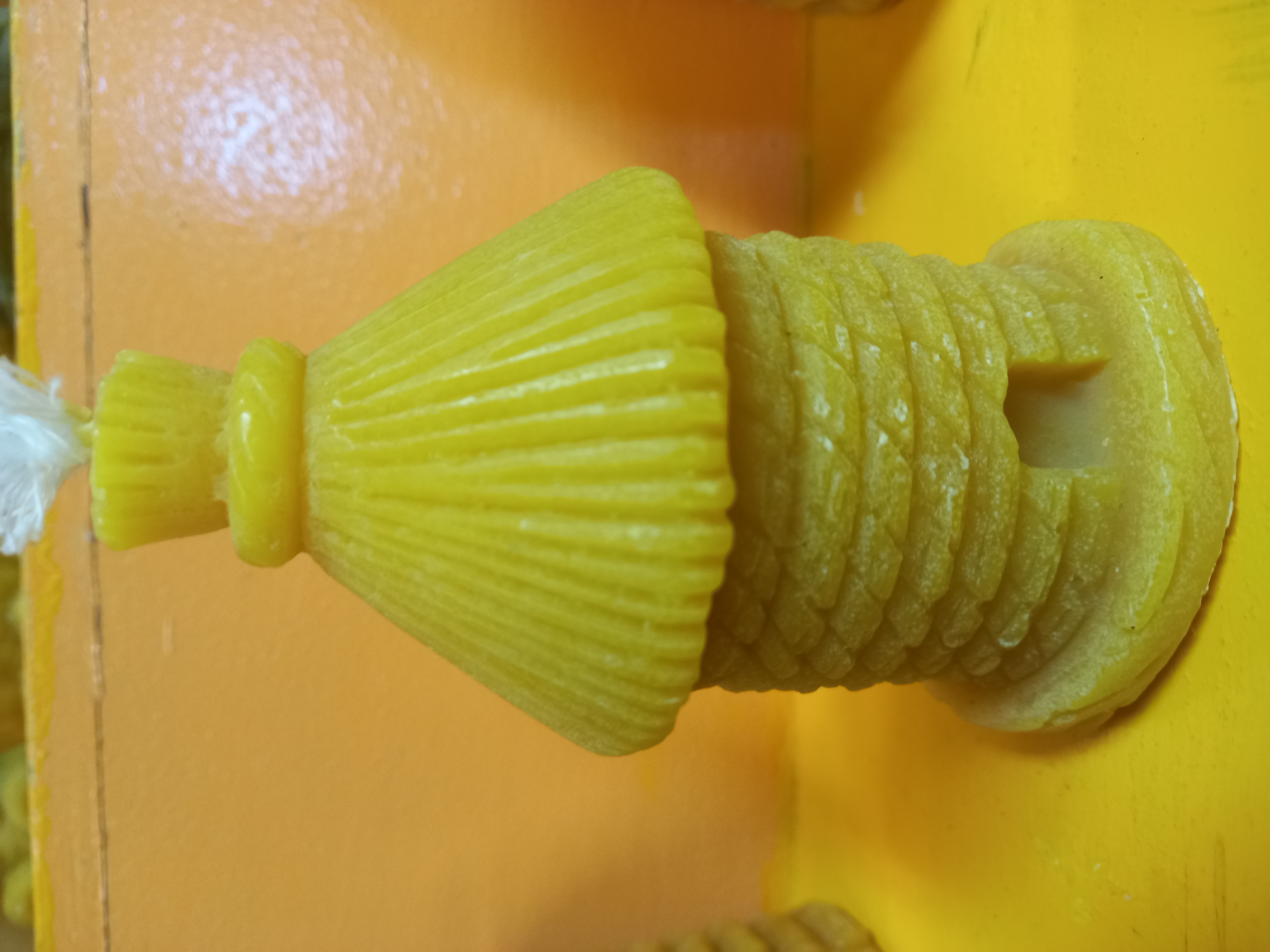 Bougie à la cire d'abeille