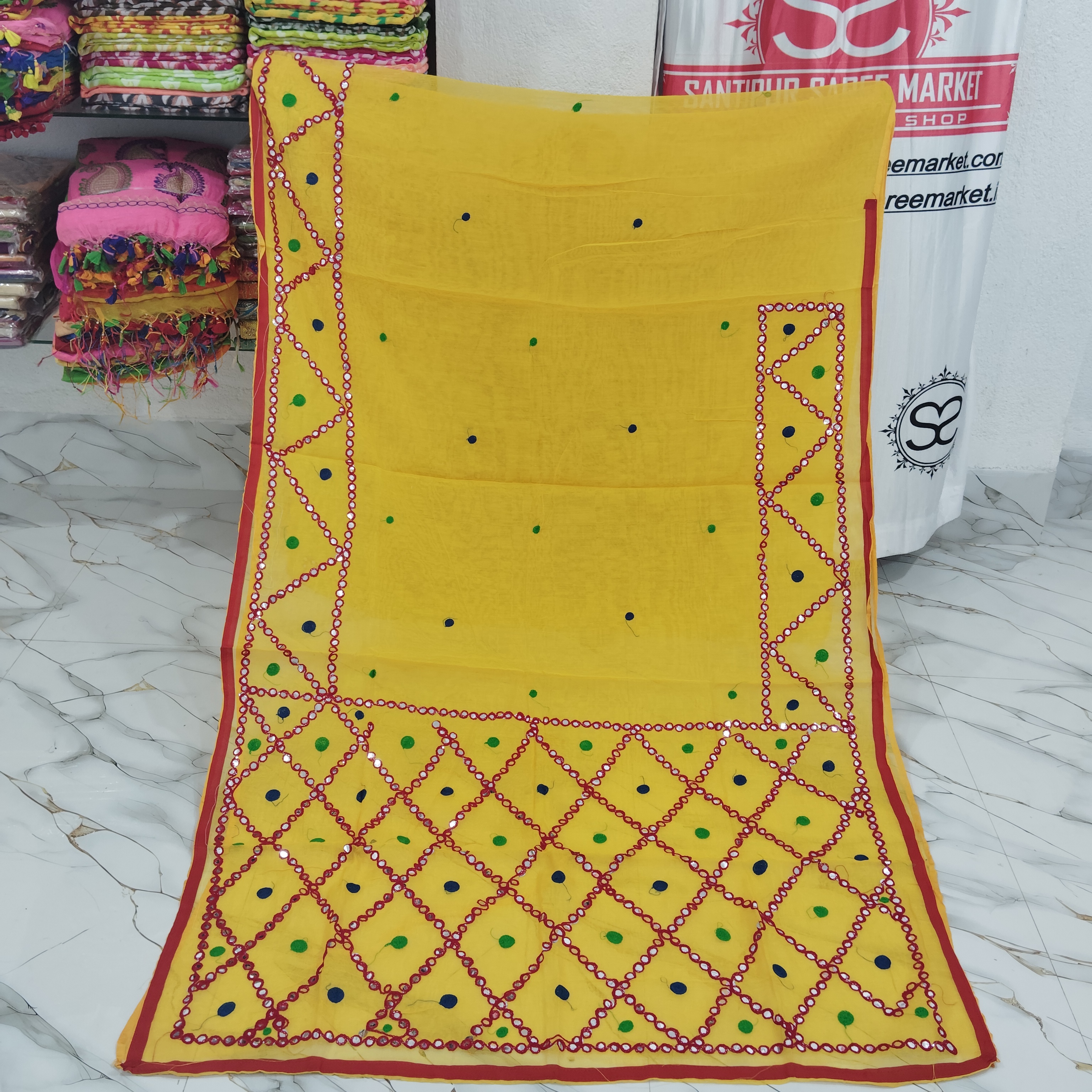 Silk Embroidered Handloom Chumki Sarees with Blouse Piece