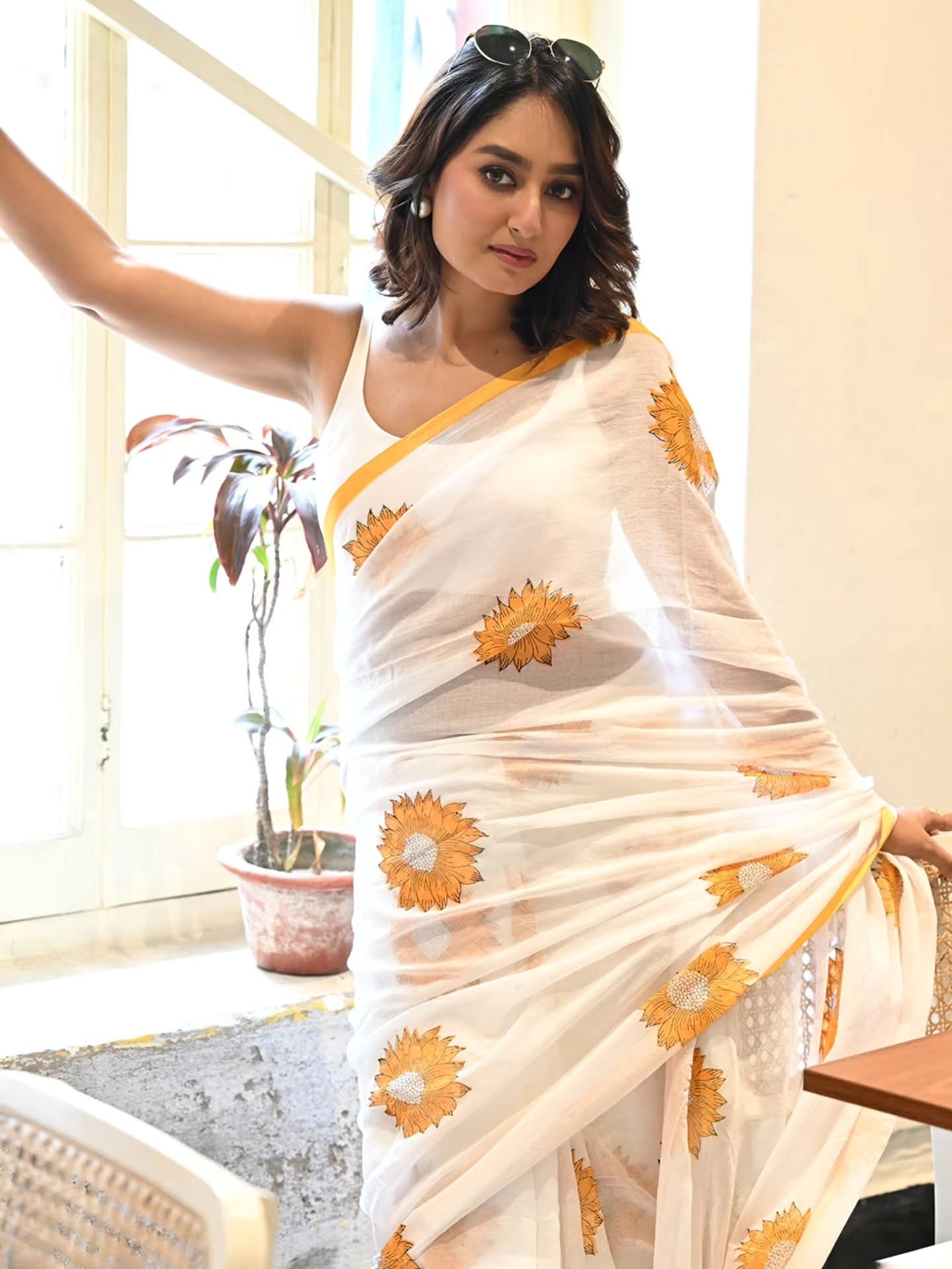 Item Nam- Malcotton pint sharee  Metirials- 120% pure cotton